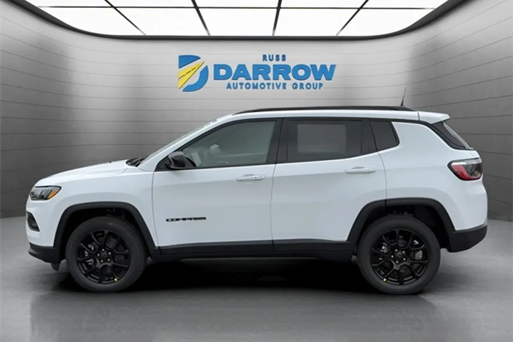 2025 Jeep Compass Latitude photo 1