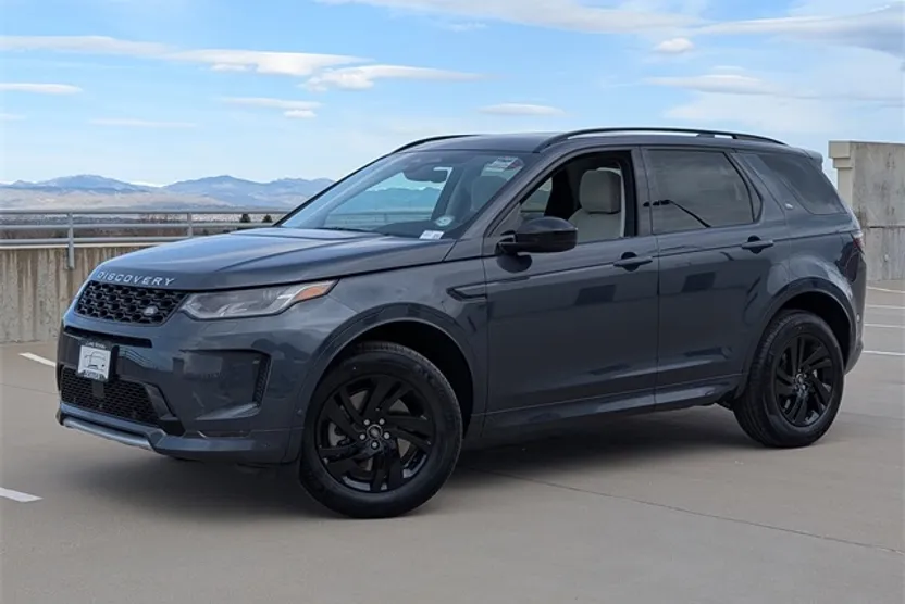 2025 Land Rover Discovery Sport S photo 1