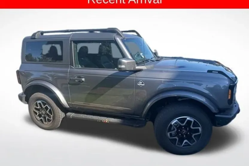 2021 Ford Bronco Outer Banks photo 1