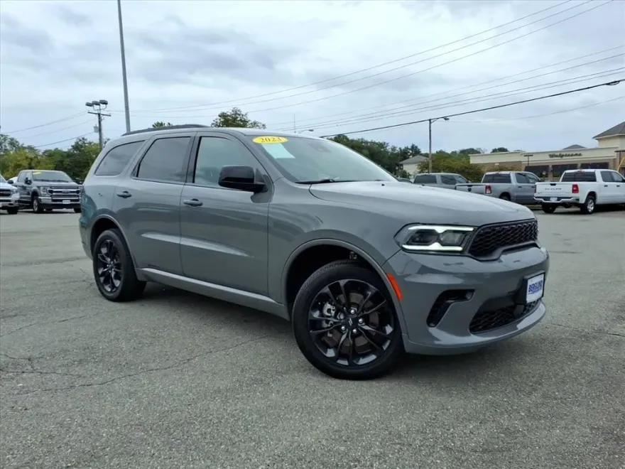 2023 Dodge Durango GT photo 1