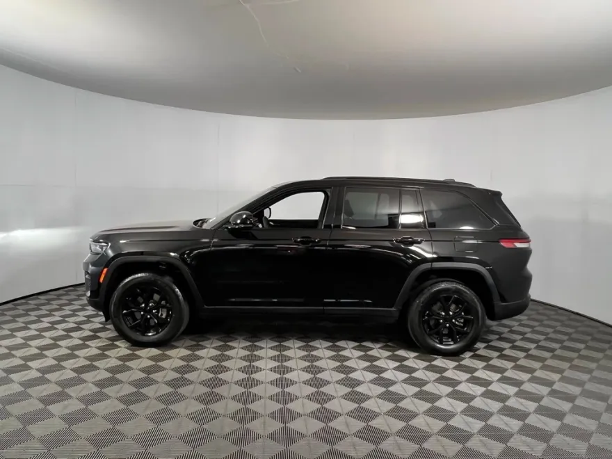 2024 Jeep Grand Cherokee Altitude X photo 1
