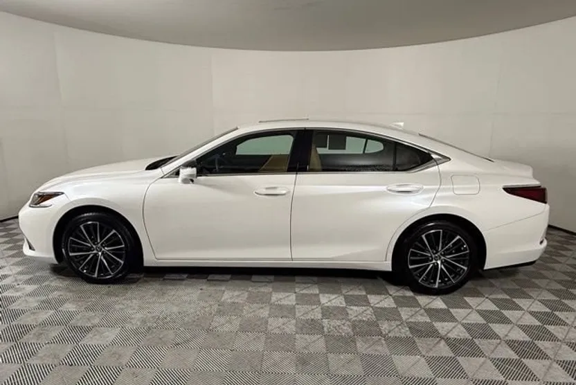 2025 Lexus ES 350 Base photo 1