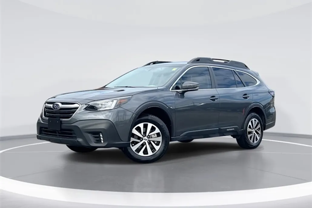 2021 Subaru Outback Premium photo 1