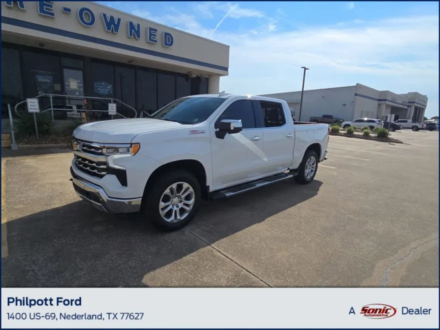 2025 Chevrolet Silverado 1500 LTZ photo 1