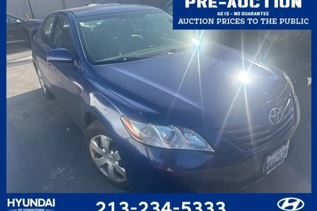 2007 Toyota Camry LE photo 1