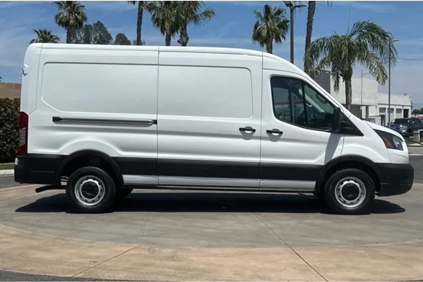 2023 Ford Transit Cargo Van photo 1