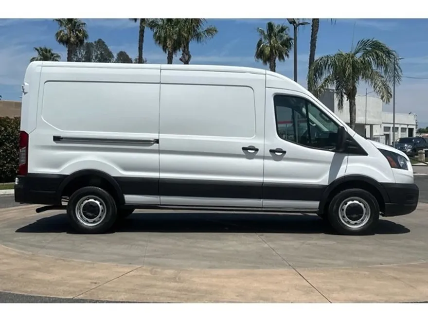 2023 Ford Transit Cargo Van photo 1