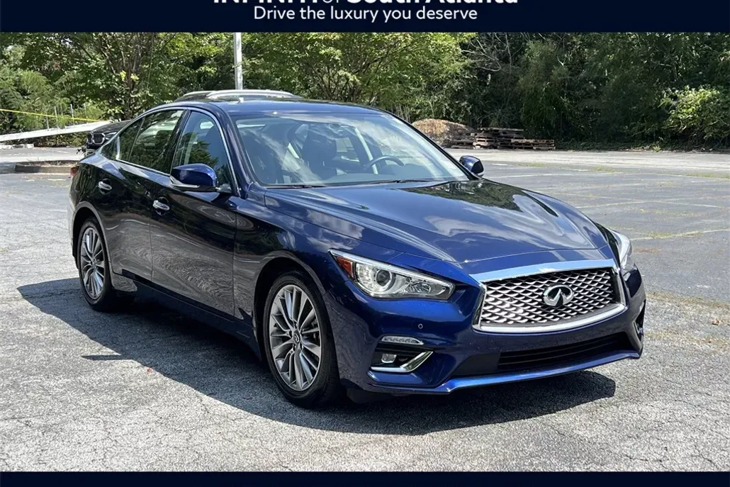 2022 Infiniti Q50 LUXE AWD photo 1