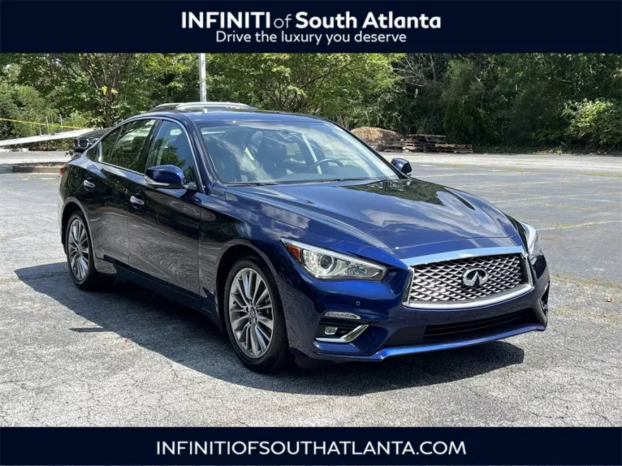 2022 Infiniti Q50 LUXE AWD photo 1