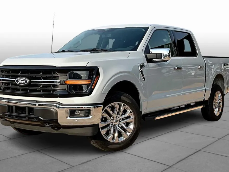 2024 Ford F-150 XLT photo 1