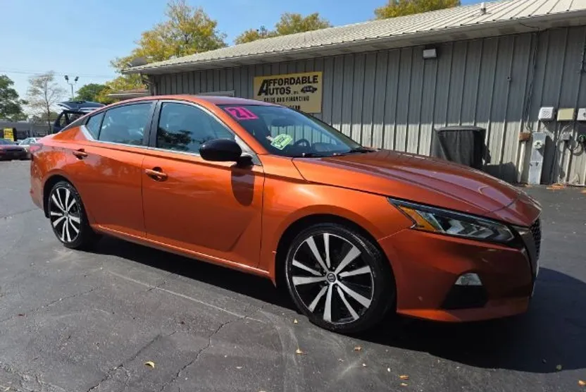 2017 Ford Fusion Sport photo 1