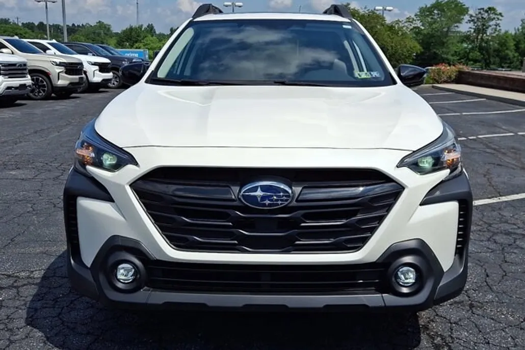 2024 Subaru Outback Onyx Edition XT photo 1