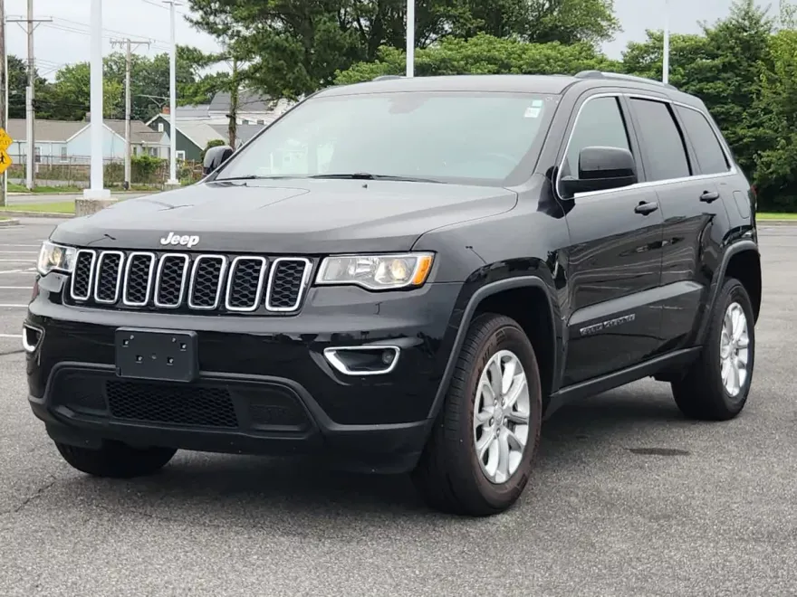 2021 Jeep Grand Cherokee Laredo E photo 1