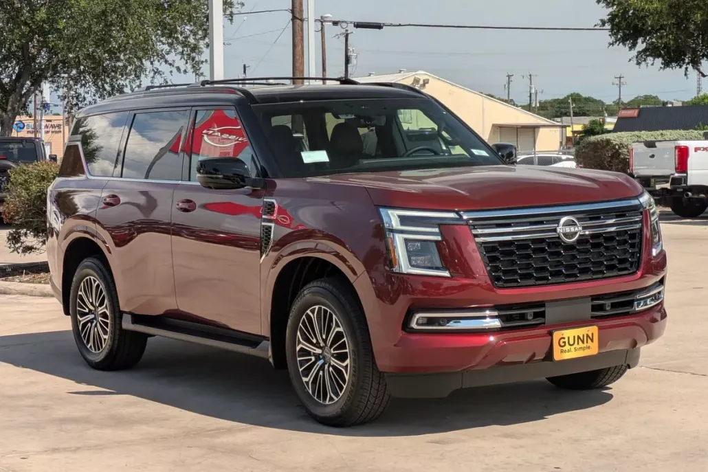 2025 Nissan Armada Platinum photo 1