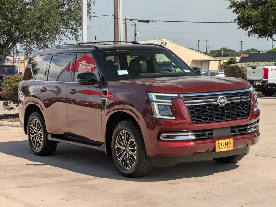 2025 Nissan Armada Platinum photo 1