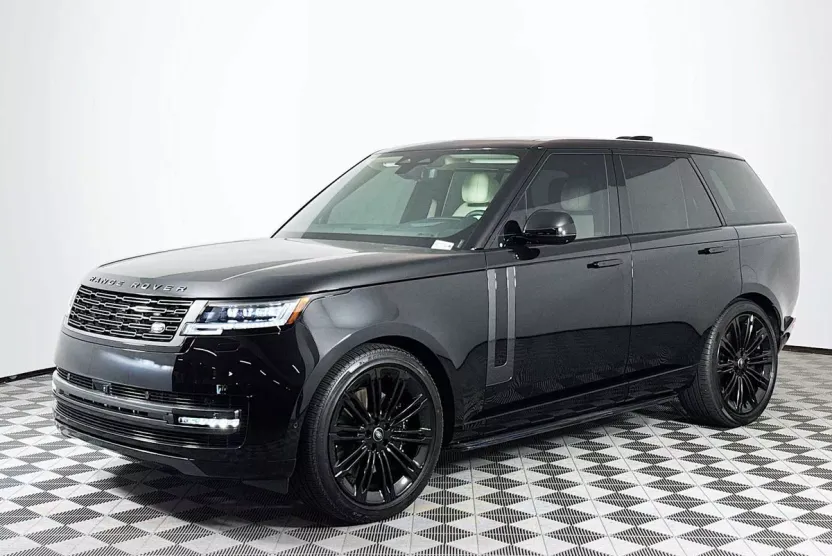 2025 Land Rover Range Rover SE photo 1