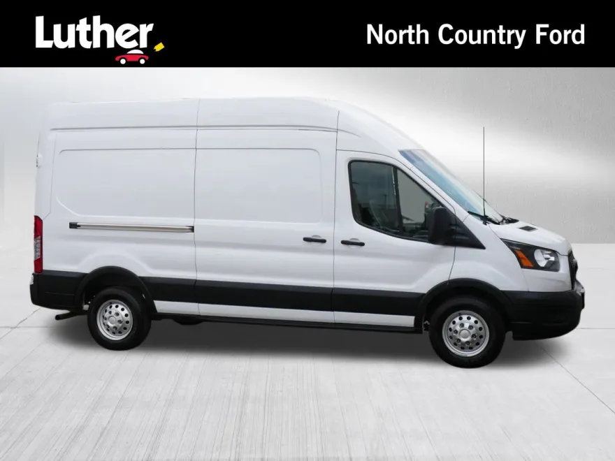 2022 Ford Transit photo 1