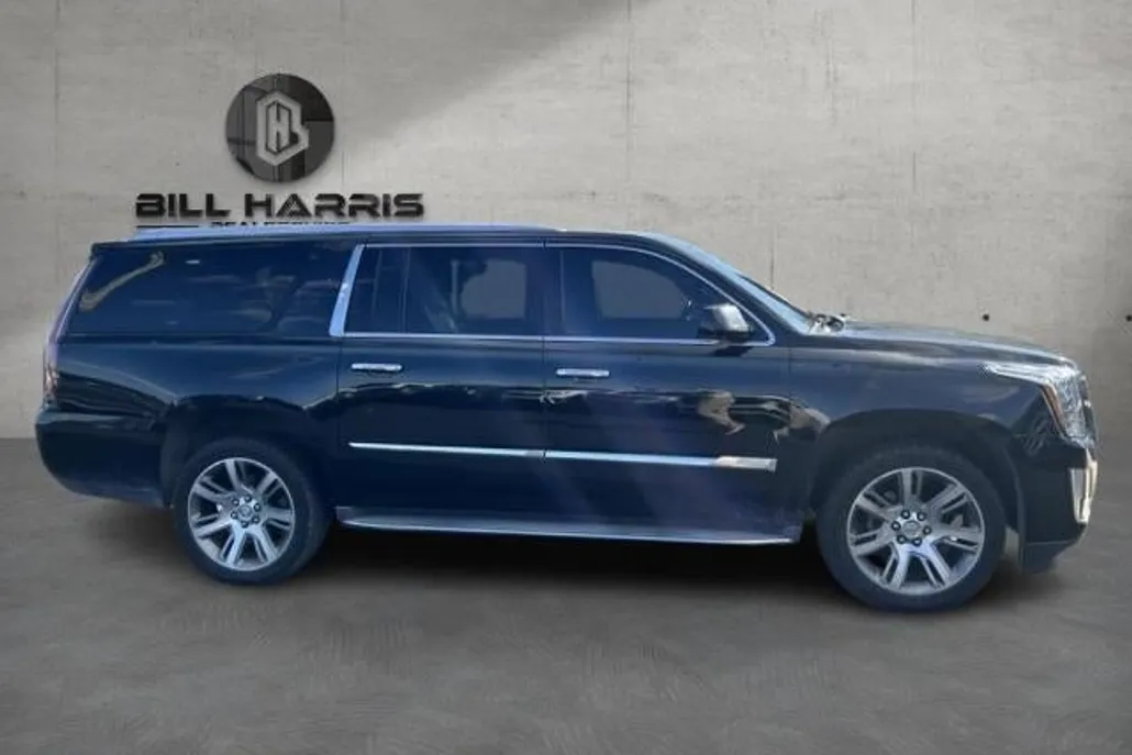 2015 Cadillac Escalade ESV Luxury photo 1