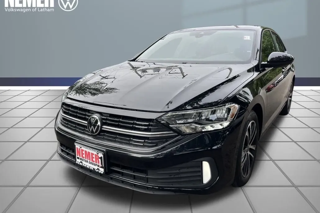 2024 Volkswagen Jetta 1.5T Sport photo 1