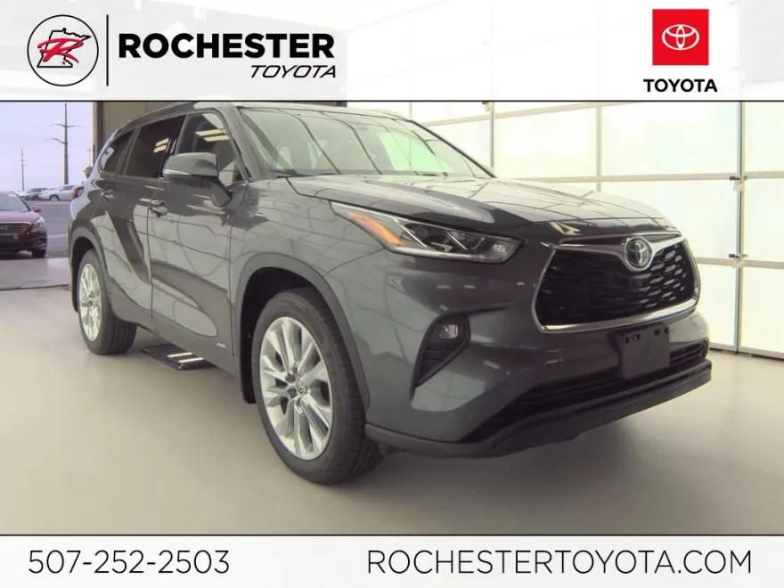 2022 Toyota Highlander Hybrid Limited photo 1
