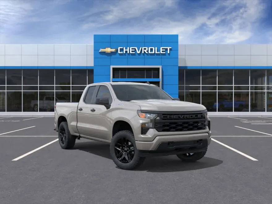 2026 Chevrolet Silverado 1500 Custom photo 1
