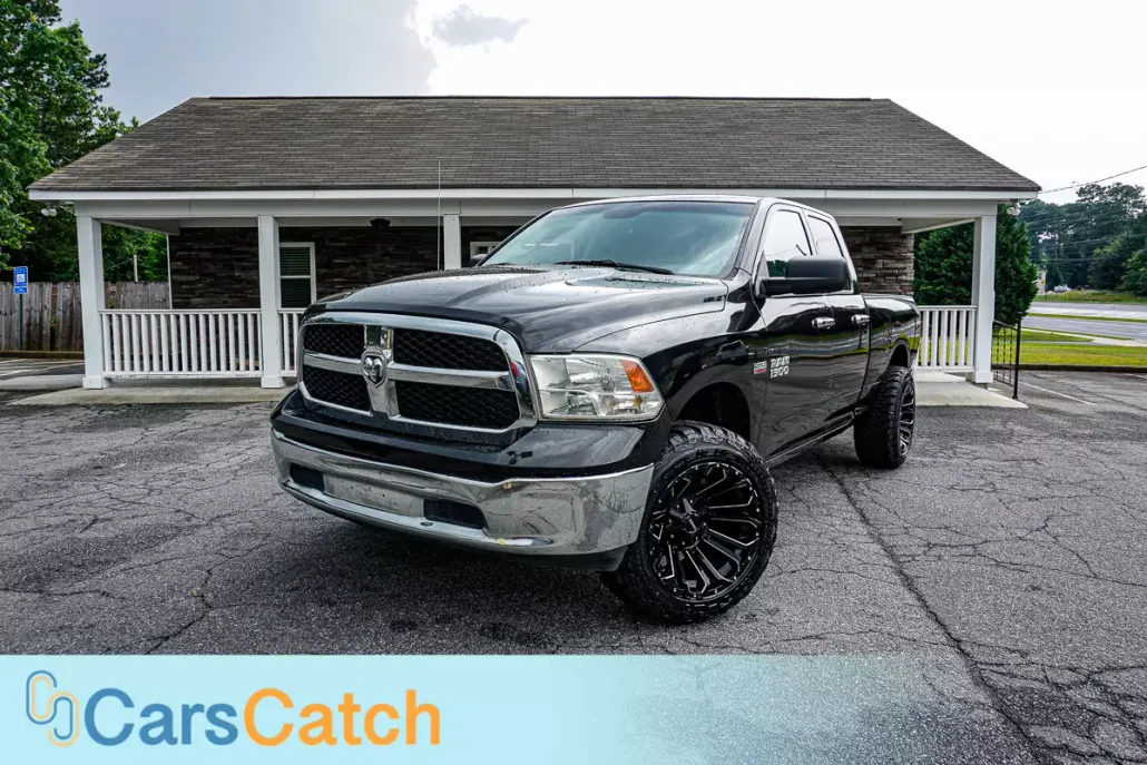 2018 Ram 1500 SLT photo 1
