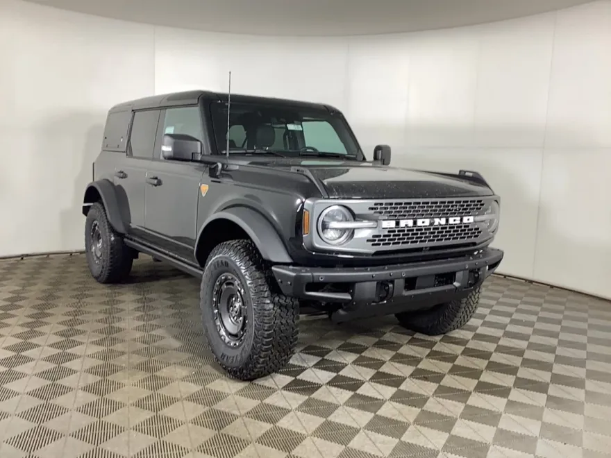 2025 Ford Bronco Badlands photo 1