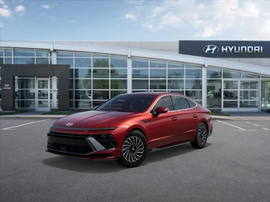 2025 Hyundai Sonata Hybrid SEL photo 1