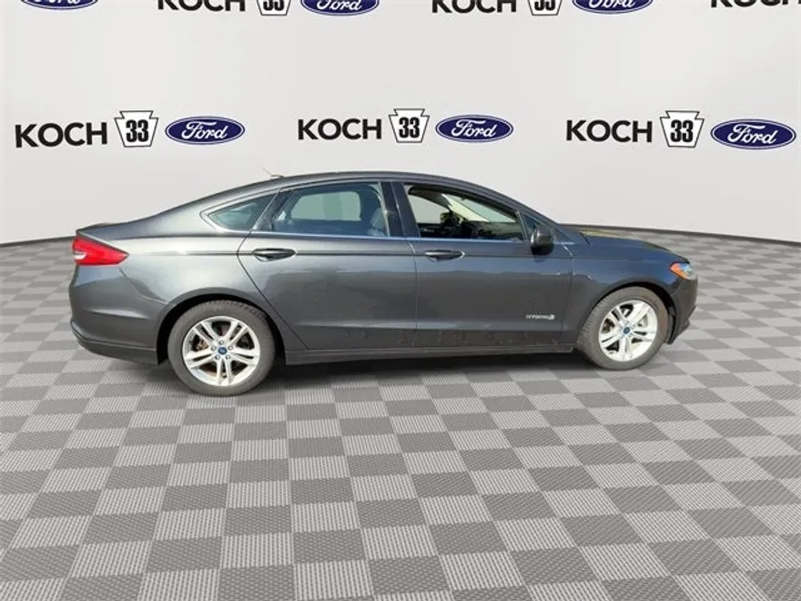 2018 Ford Fusion Hybrid SE photo 1