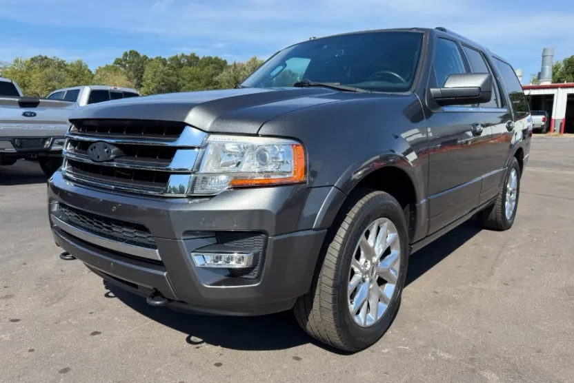 2015 Ford Expedition Limited photo 1