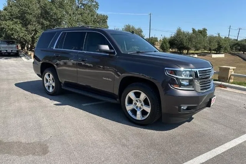 2015 Chevrolet Tahoe LT photo 1