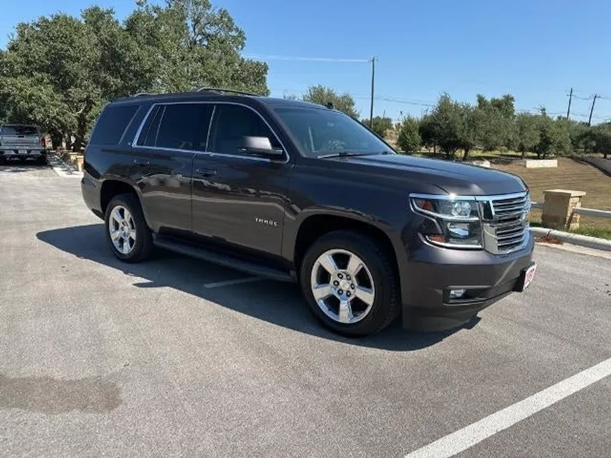 2015 Chevrolet Tahoe LT photo 1