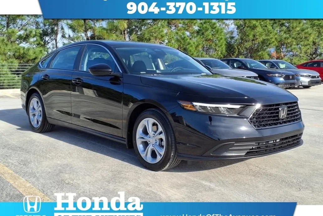 2025 Honda Accord LX photo 1