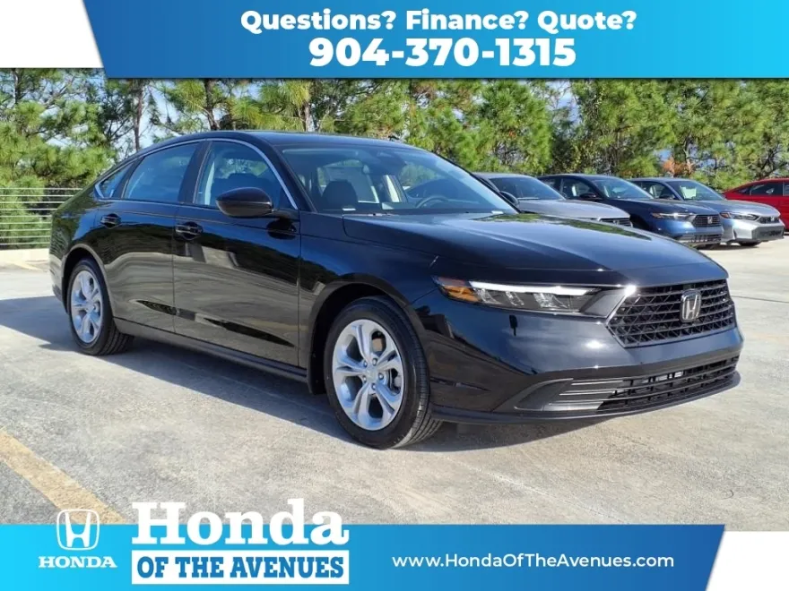 2025 Honda Accord LX photo 1