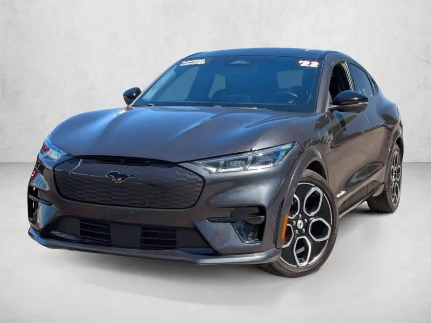 2022 Ford Mustang Mach-E GT photo 1