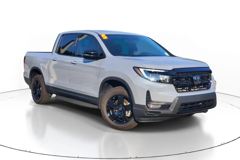 2025 Honda Ridgeline Black Edition photo 1
