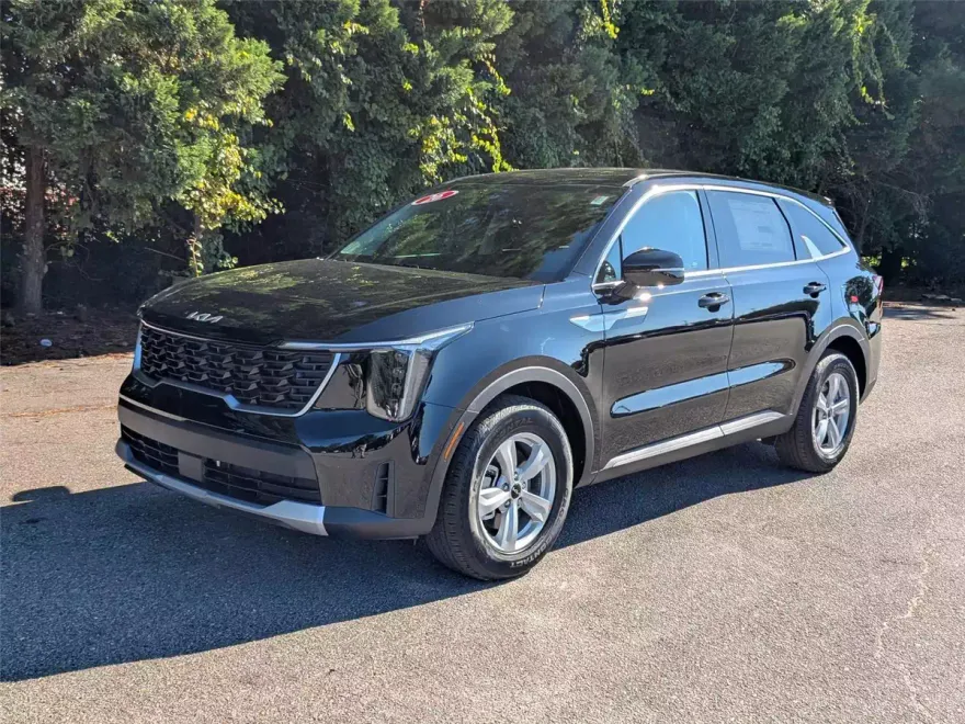 2026 Kia Sorento LX photo 1