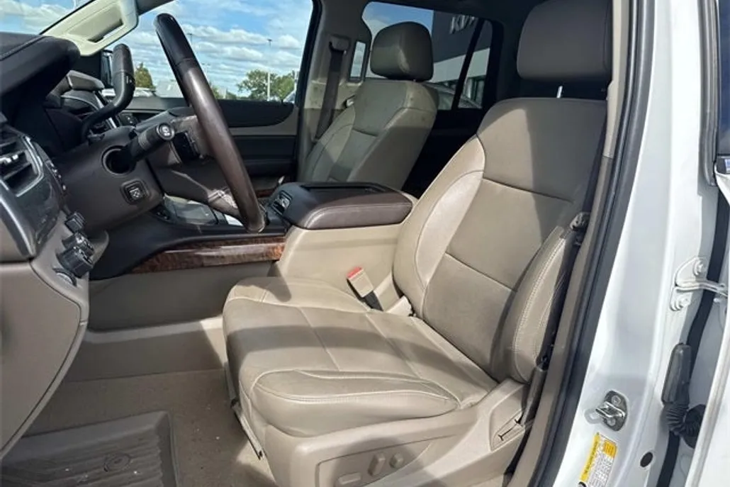 2019 Chevrolet Tahoe Premier photo 1