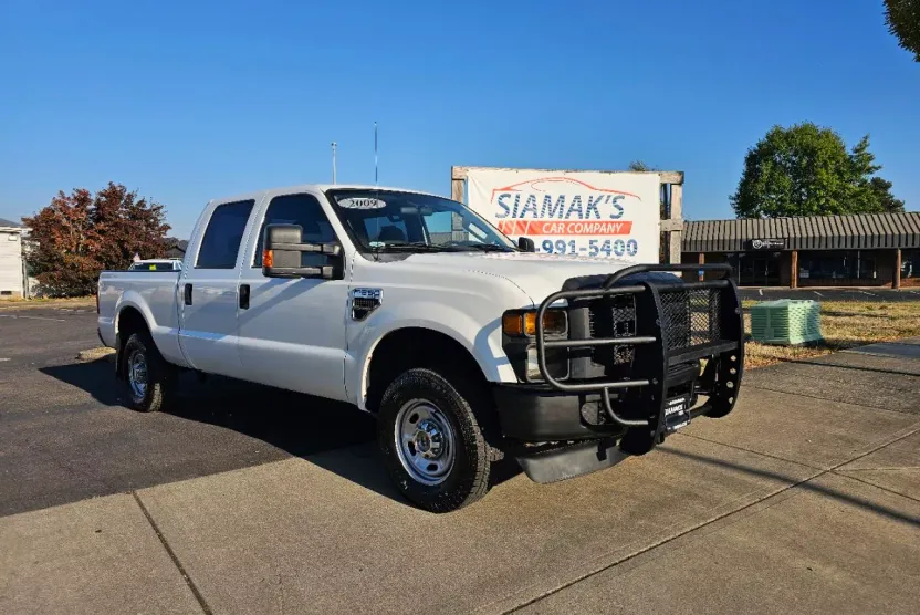 2009 Ford F-250 XL photo 1