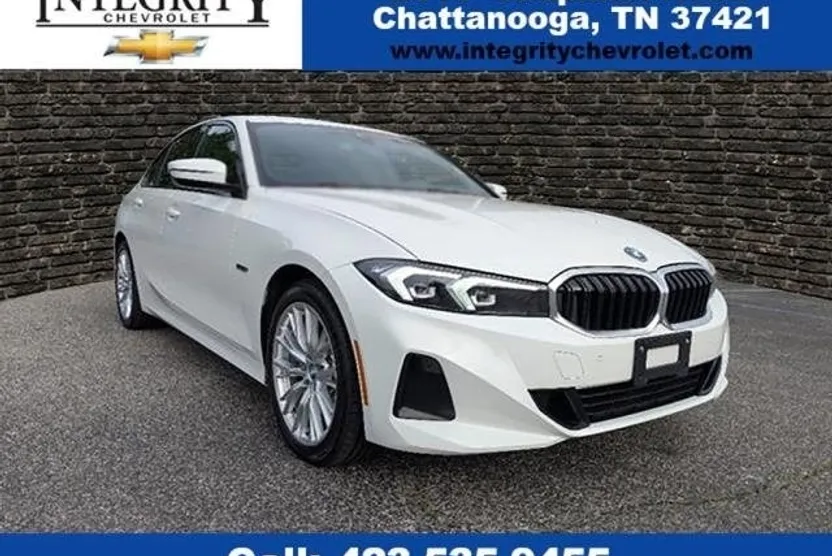 2023 Bmw 330e photo 1