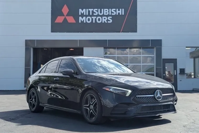2022 Mercedes Benz A 220 4MATIC photo 1