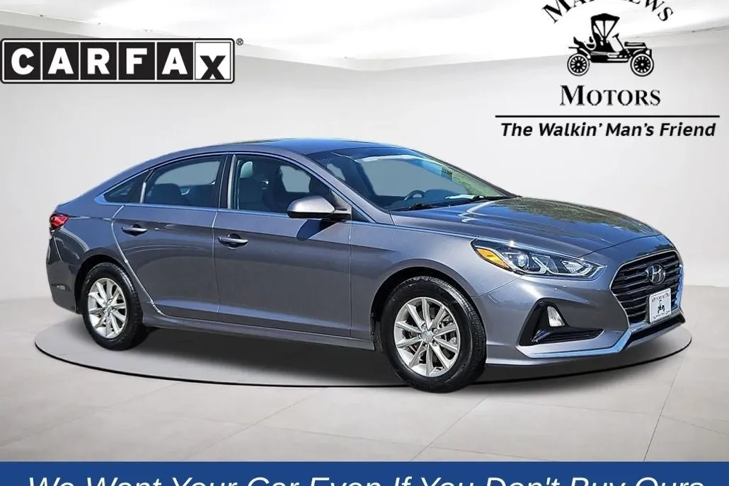 2019 Hyundai Sonata SE photo 1