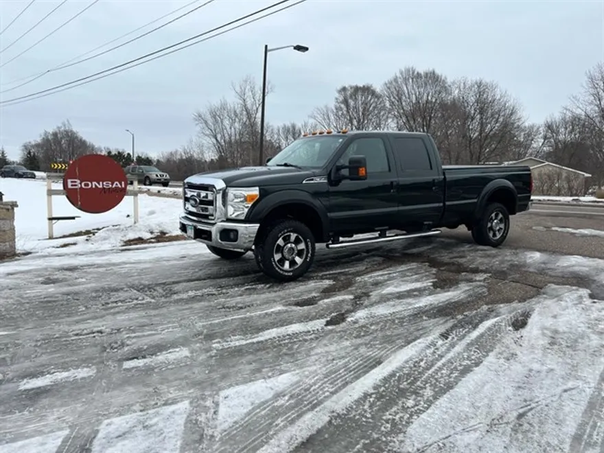 2012 Ford F-350 Lariat photo 1