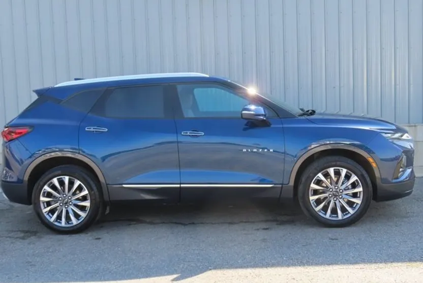 2022 Chevrolet Blazer Premier photo 1