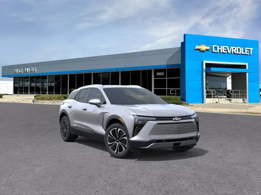 2026 Chevrolet Blazer EV photo 1