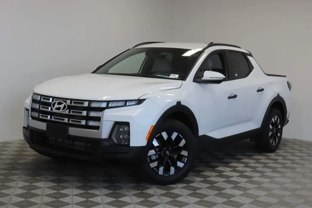 2025 Hyundai Santa Cruz SEL photo 1