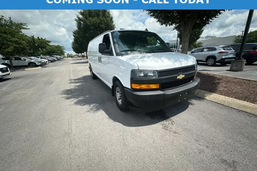 2018 Chevrolet Express 3500 Work Van photo 1