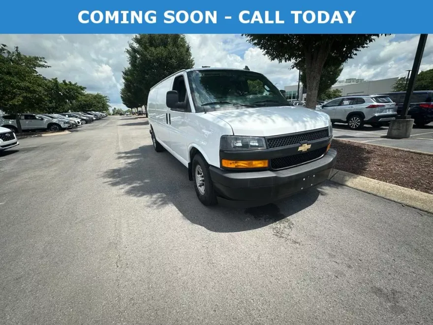2018 Chevrolet Express 3500 Work Van photo 1