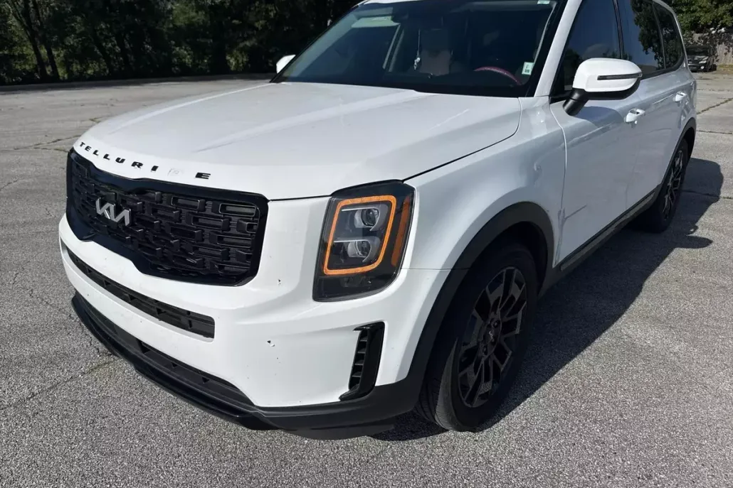 2022 Kia Telluride EX photo 1
