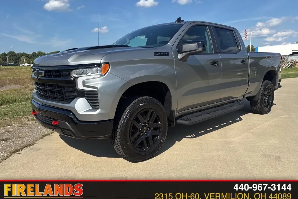 2026 Chevrolet Silverado 1500 LT Trail Boss photo 1